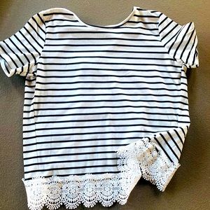 Crop top, black white stripped, lace open in back